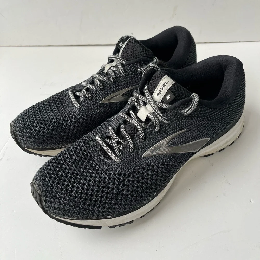 Brooks Reveal 2 Black Gray Athletic Running Sneakers Size 9.5